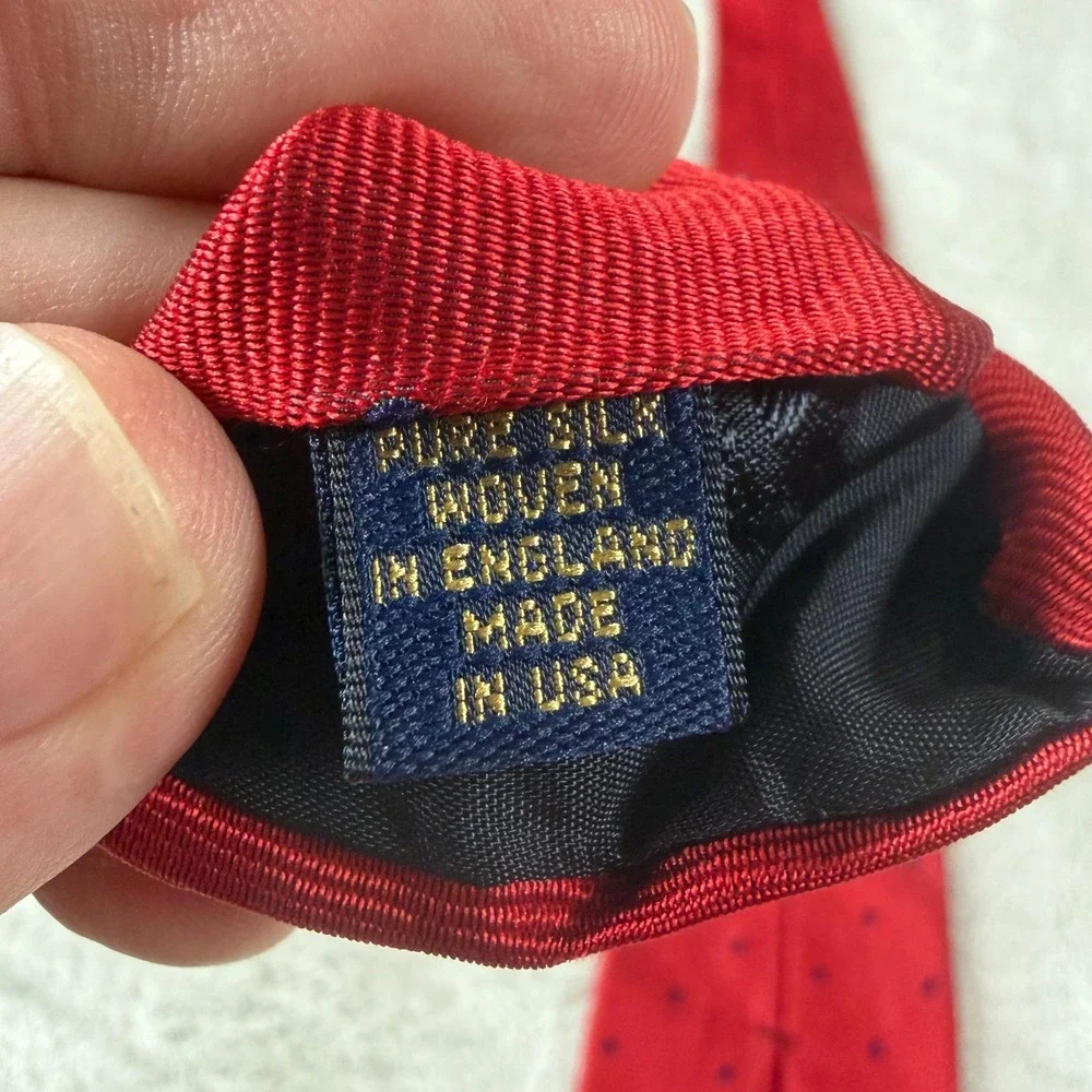 Brooks Brothers good threading